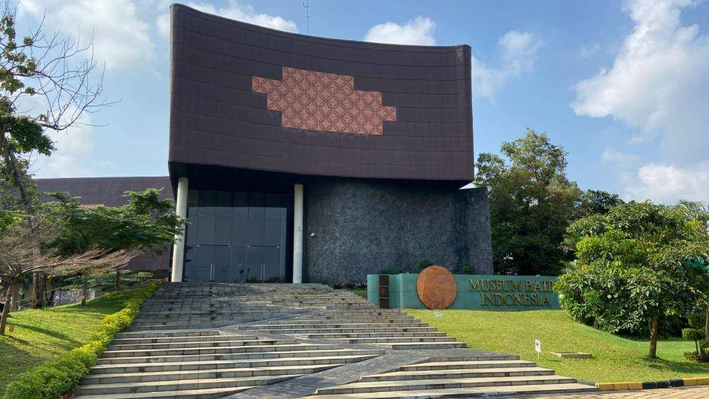 Museum Batik Indonesia yang terletak di TMII, Jakarta. Foto: Dok Kemendikbudristek.
