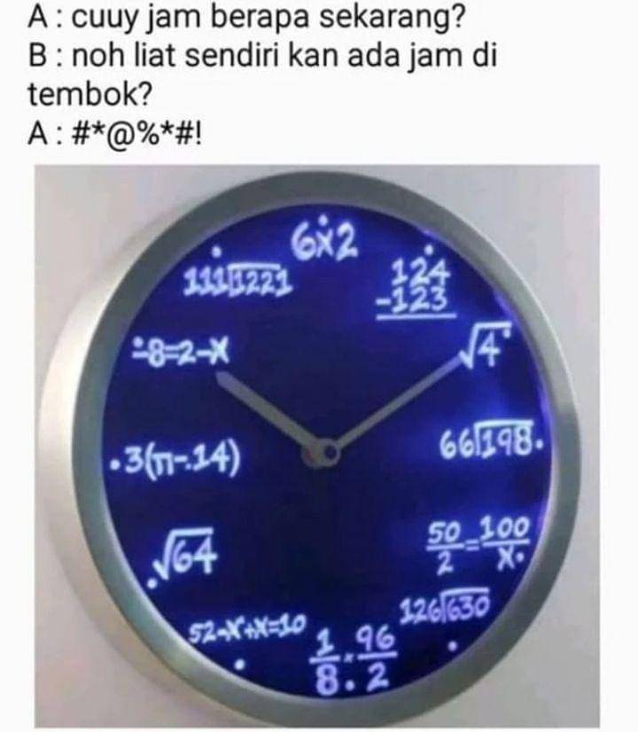 jam dinding nyeleneh (instagram.com/leluconseru)