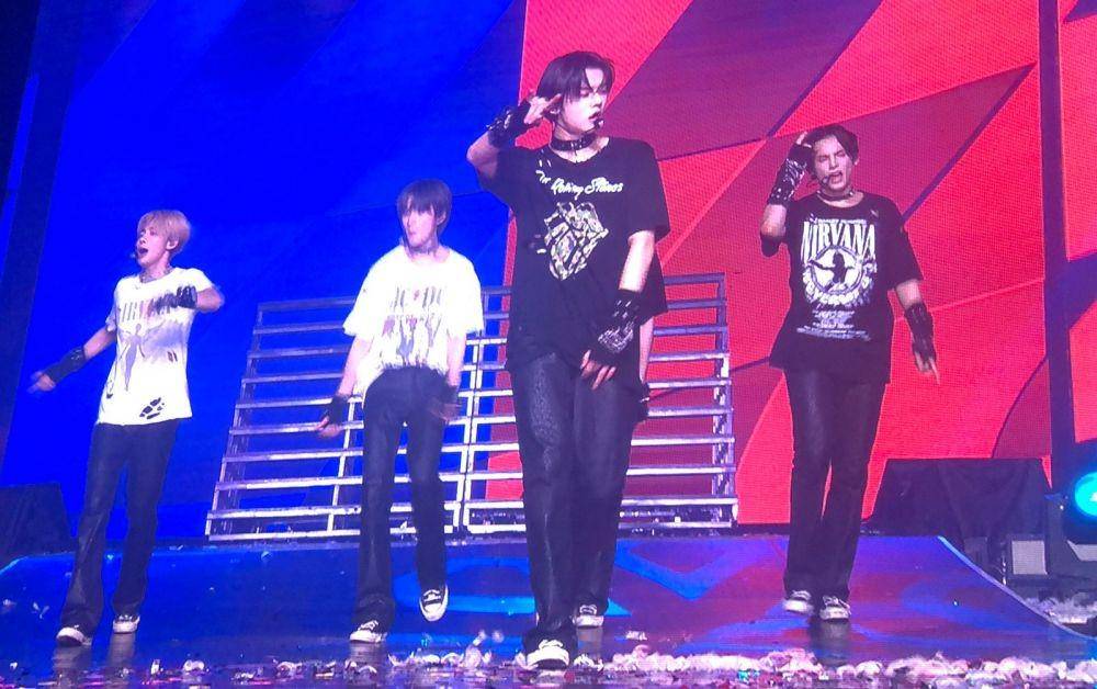 TXT dalam konser TXT ACT : LOVE SICK (Dok. IDN Times/Elizabeth Chiquita)