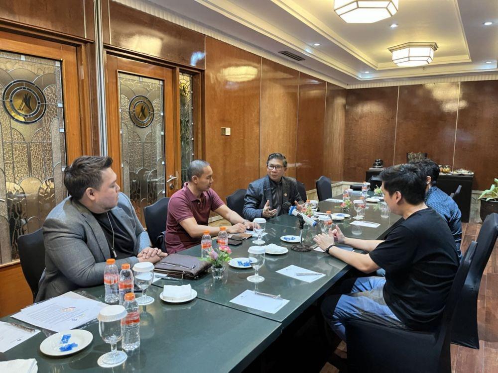 Hadapi Ancaman Resesi, Kadin Gelar CRYPTALK 2022