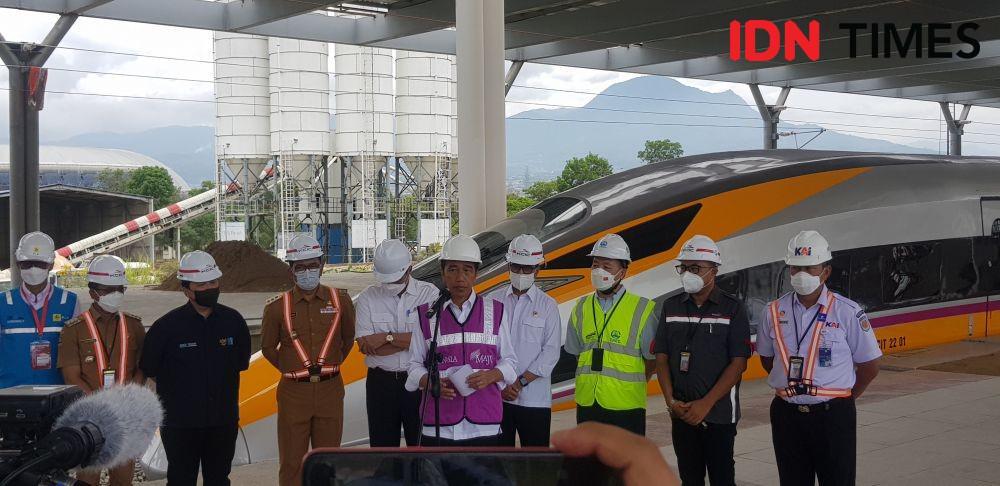 Jokowi Ungkap Progres Proyek KCJB Capai 88,8 Persen