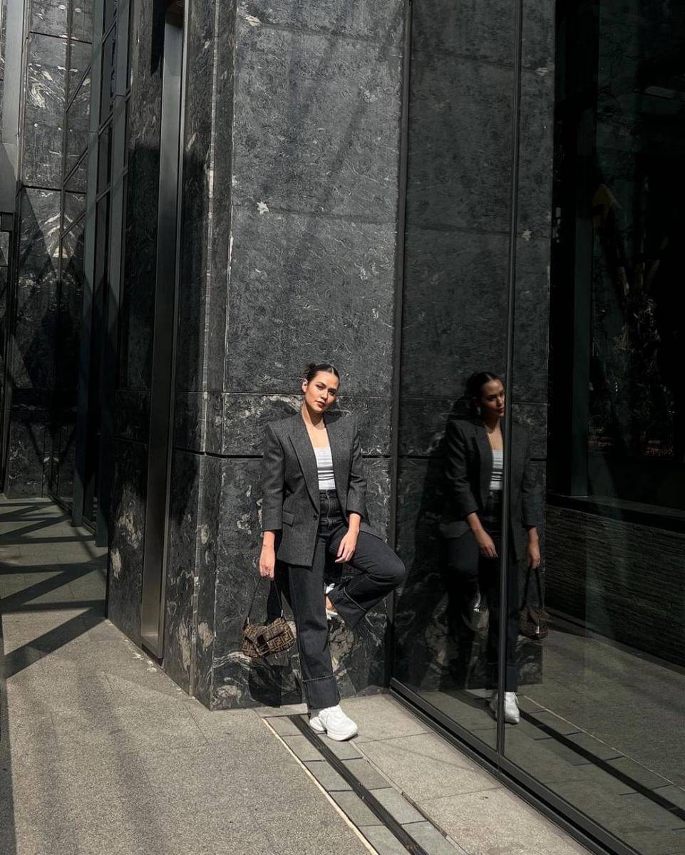 Androgyny style untuk ngantor ala Raisa Andriana (instagram.com/raisa6690)