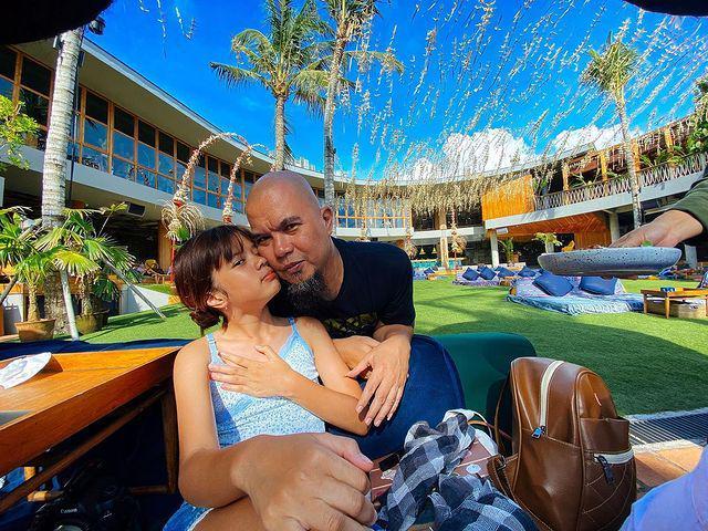 potret Ahmad Dhani dan sang putri (instagram.com/ahmaddhaniofficial)
