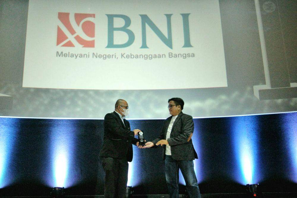 BNI sukses menjadi salah satu pemenang dalam Marketeers Editor’s Choice Award 2022 kategori Seamless Financial Platform of the Year. (Dok. BNI)