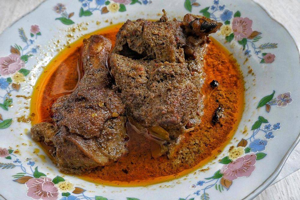 rendang (vecteezy.com/Pandu Aryantoro)