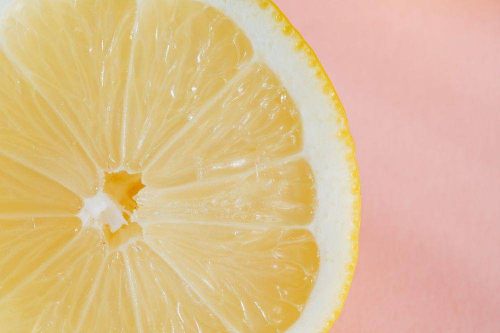 ilustrasi orange pulp (pexels.com/Karolina Grabowska)