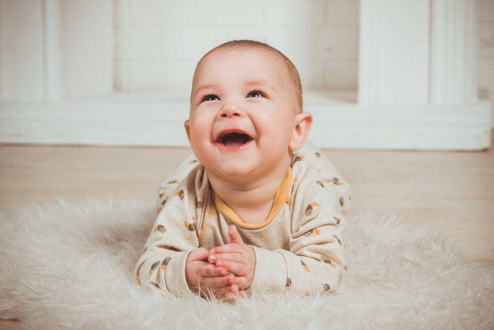 ilustrasi bayi (pexels.com/Victoria Akvarel)