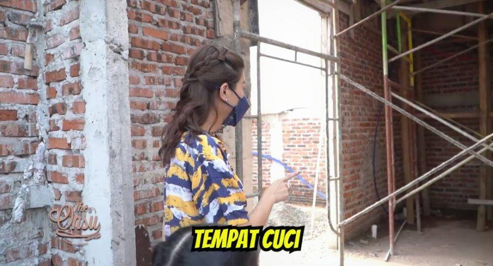 Sarwendah room tour rumah baru. (dok. youtube.com/The Onsu Family)