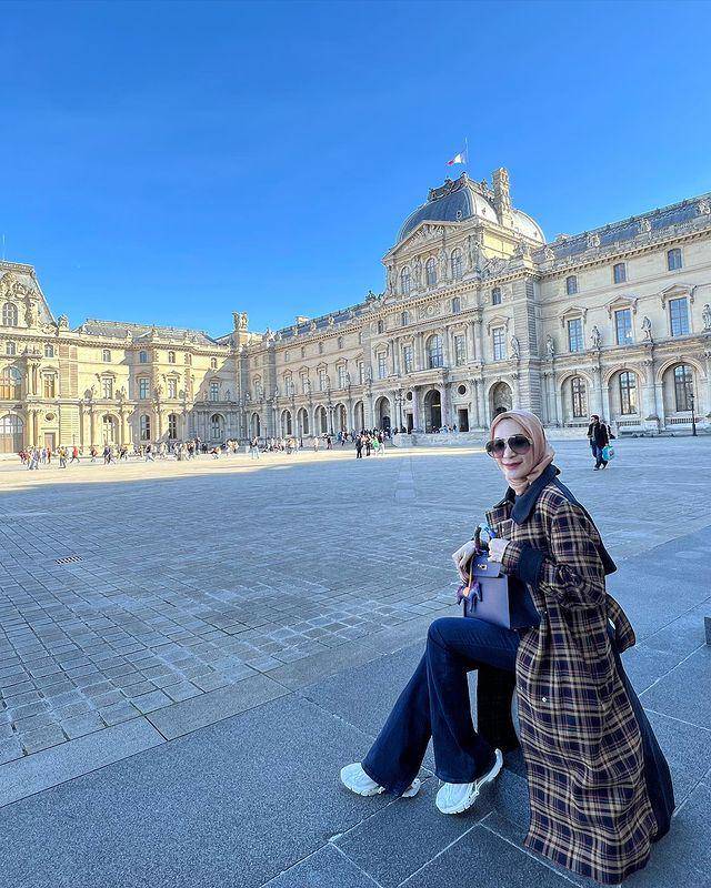 Liburan Erin Taulany di Paris (instagram.com/erintaulany)