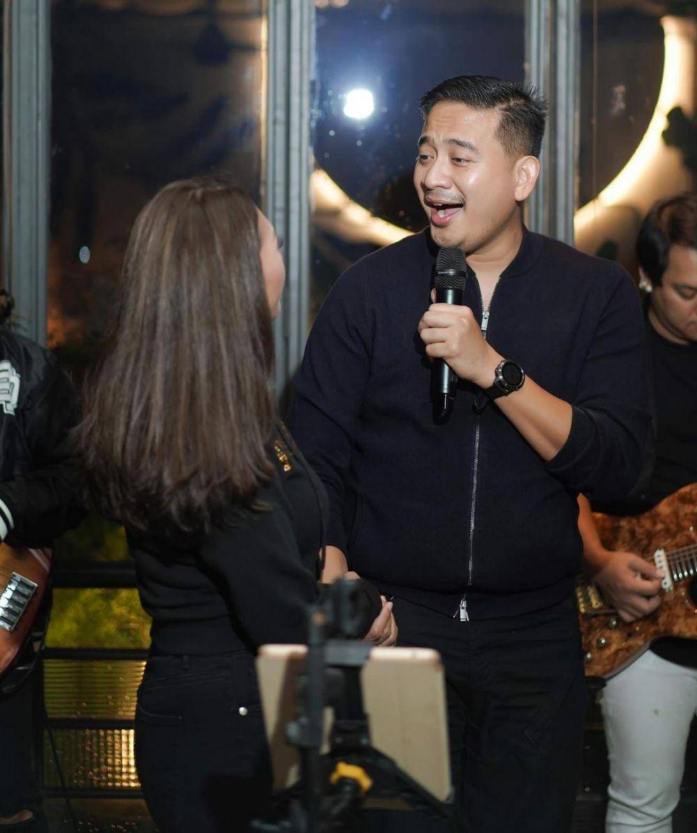 potret Tata Janeeta dan sang suami (instagram.com/tatajaneetaofficial)