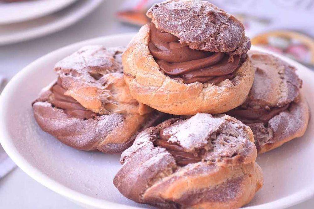 ilustrasi marble cream puff (instagram.com/ayudiahrespatih)