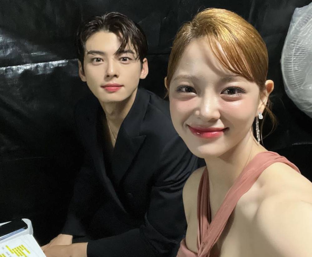 Kim Se Jeong dan Cha Eun Woo(instagram.com/clean_0828)