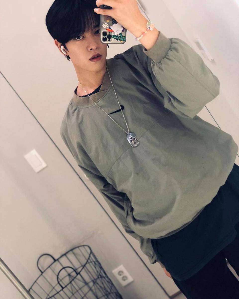 Potret Ravn ONEUS (instagram.com/official_oneus)