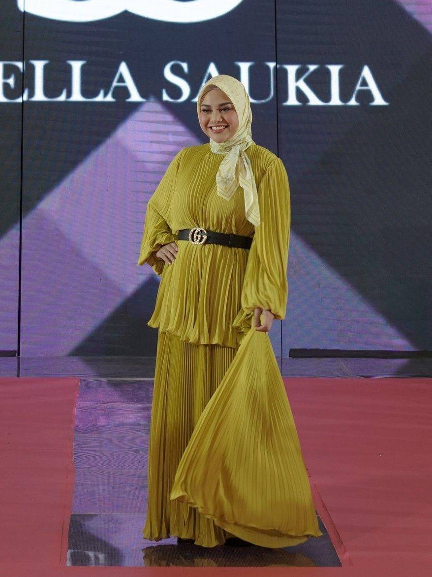 Preview Koleksi Shella Saukia di Atrium Senayan City Mall. 14 Oktober 2022. (dok. TIM MUARA BAGDJA)