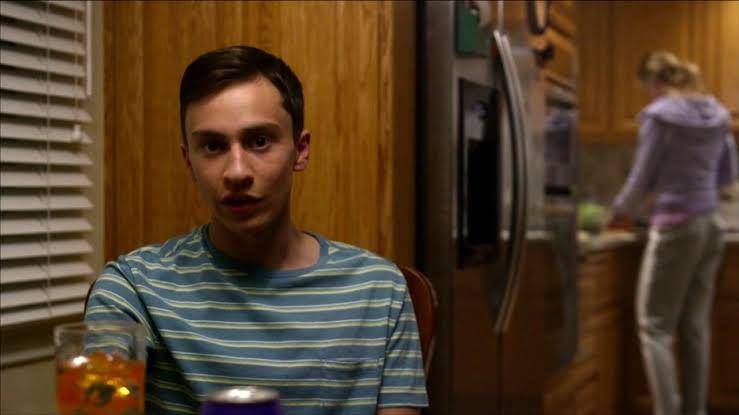 Keir gilchrist sebagai Sean di film The Good Neighbor (dok. Vertical Entertainment)