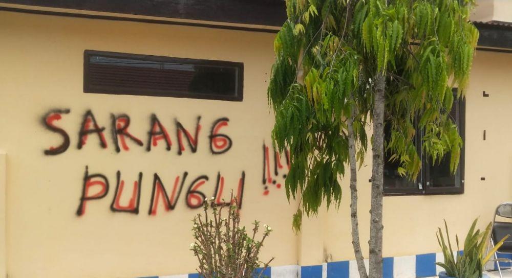 Kapolri Minta Propam Selidiki Coretan Sarang Pungli di Polres Luwu