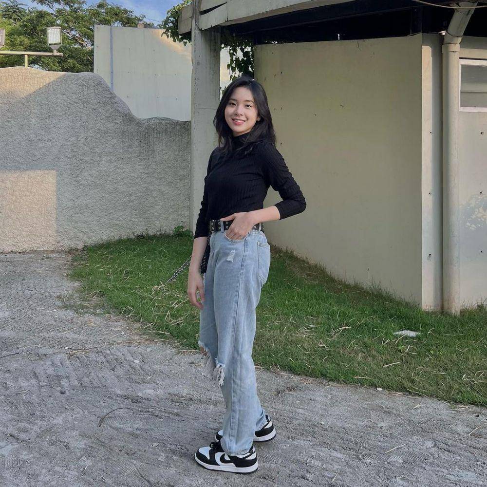 OOTD Korean look ala Zee JKT 48 (instagram.com/jkt48.zee)