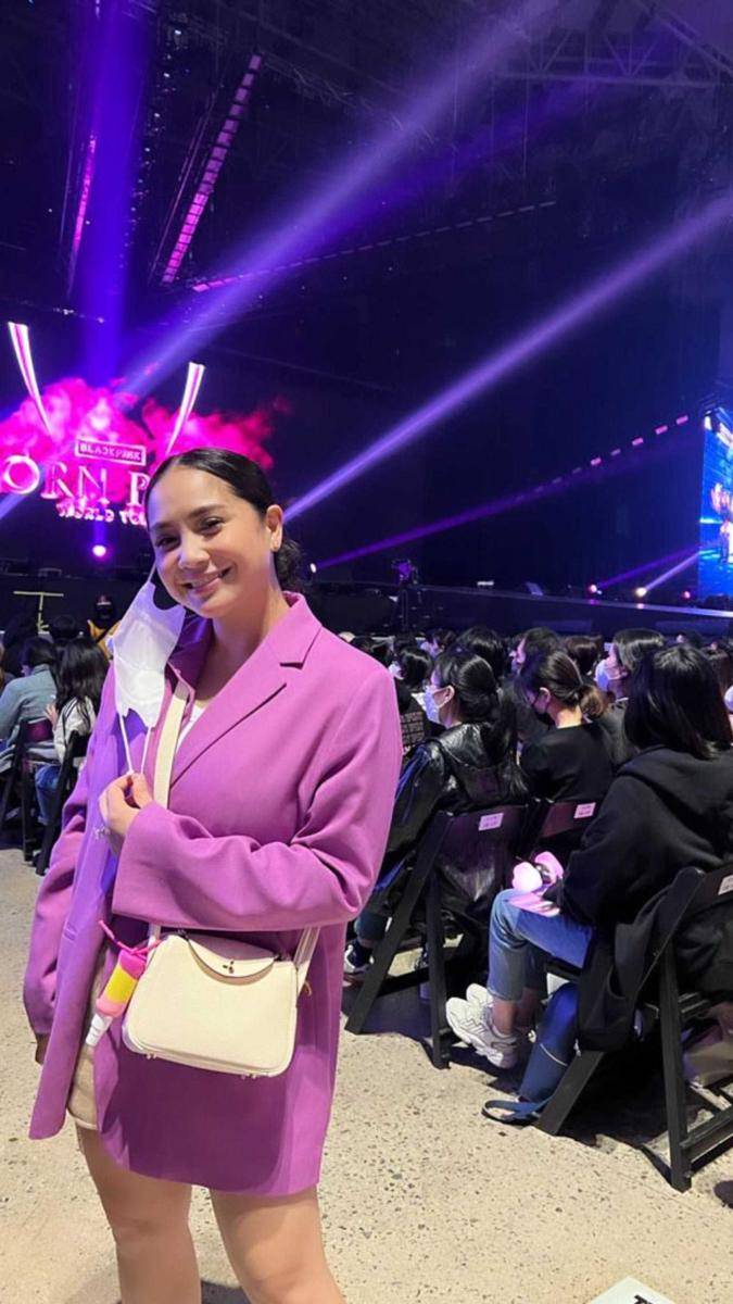 Nagita nonton BLACKPINK (instagram.com/raffinagita1717)