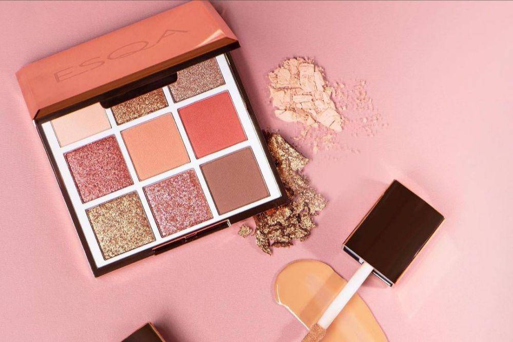 ESQA Goddess Eyeshadow Palette (instagram.com/esqacosmetics)