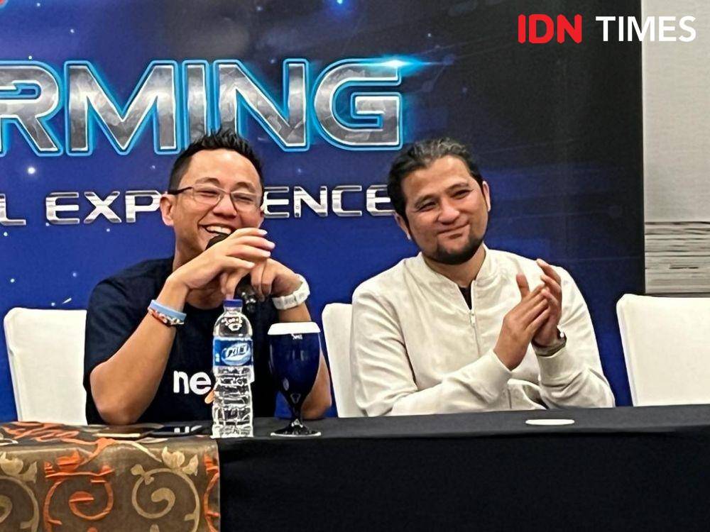 Direktur Utama Nexa, Priyo Suyono menyampaikan terkait pengembangan bisnis perusahaan kepada media. (IDN Times/Anggun Puspitoningrum)