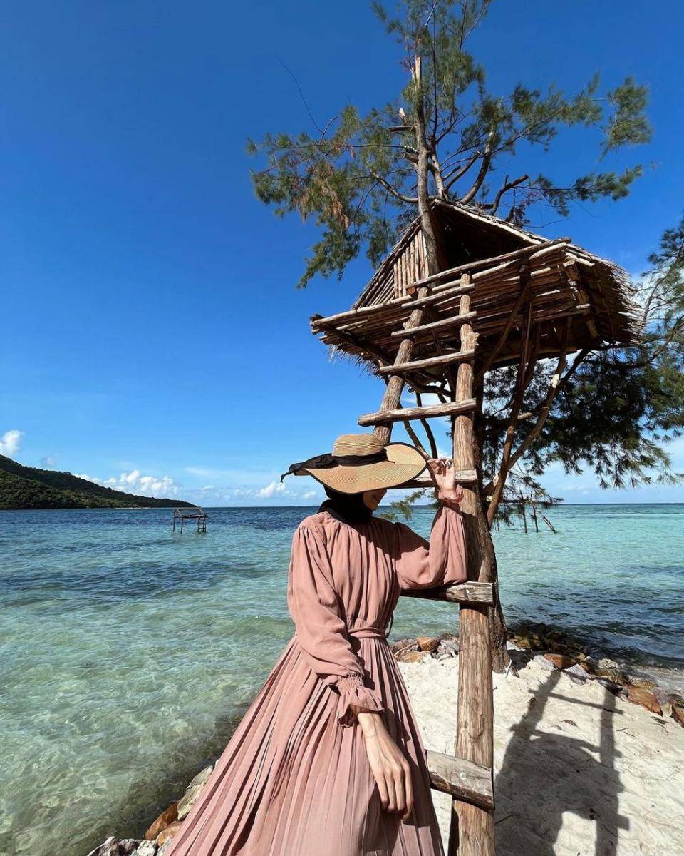 Pantai Bobby (instagram.com/arsyhbrn)