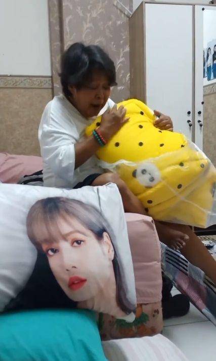 Suti Karno ngefans BLACKPINK (instagram.com/sutykarno)