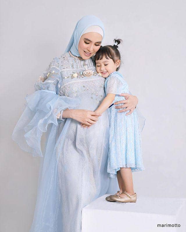 Maternity shoot kehamilan kedua Kartika (instagram.com/kartikaputriworld)