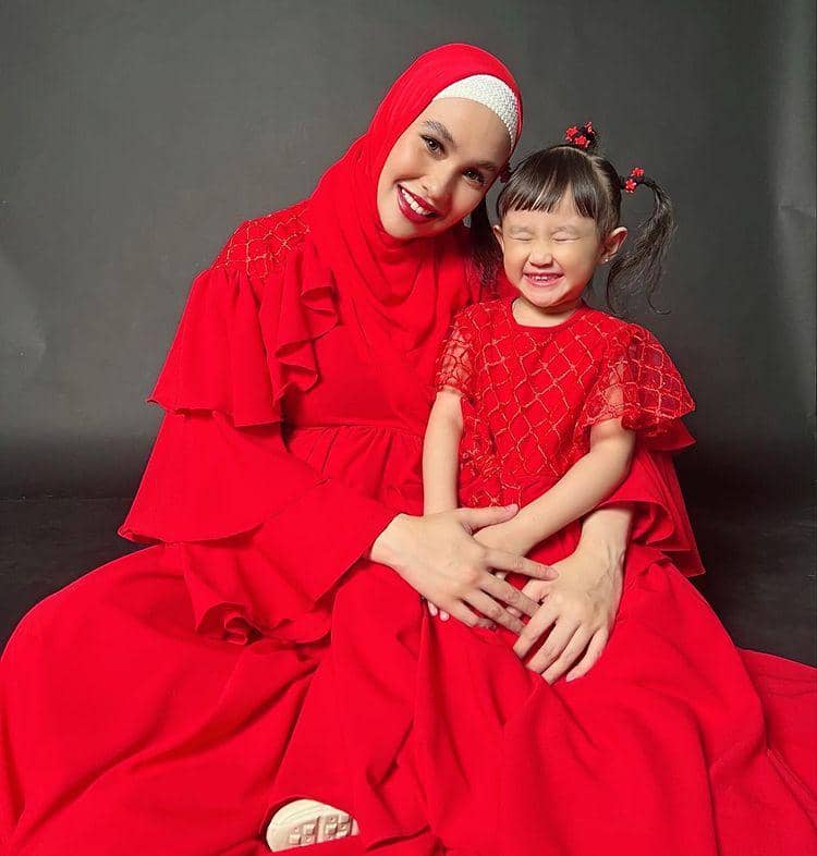 Maternity shoot kehamilan kedua Kartika (instagram.com/kartikaputriworld)