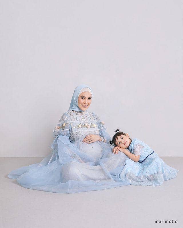 Maternity shoot kehamilan kedua Kartika (instagram.com/kartikaputriworld)