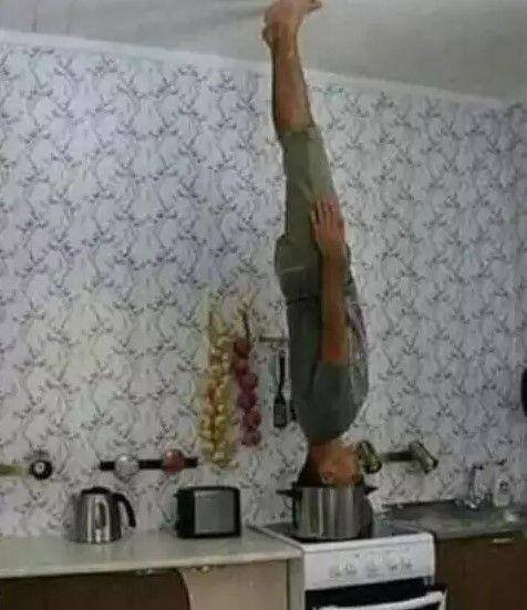 bapak-bapak ambil alih dapur (instagram.com/kebebasanrakyat)