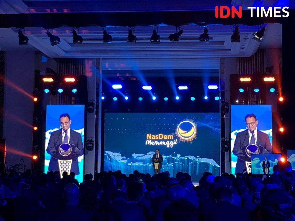 Anies Baswedan memberikan pidato dalam peluncuran ‘NasDem Memanggil’, Senin (17/10/2022). (IDN Times/Melani Putri)