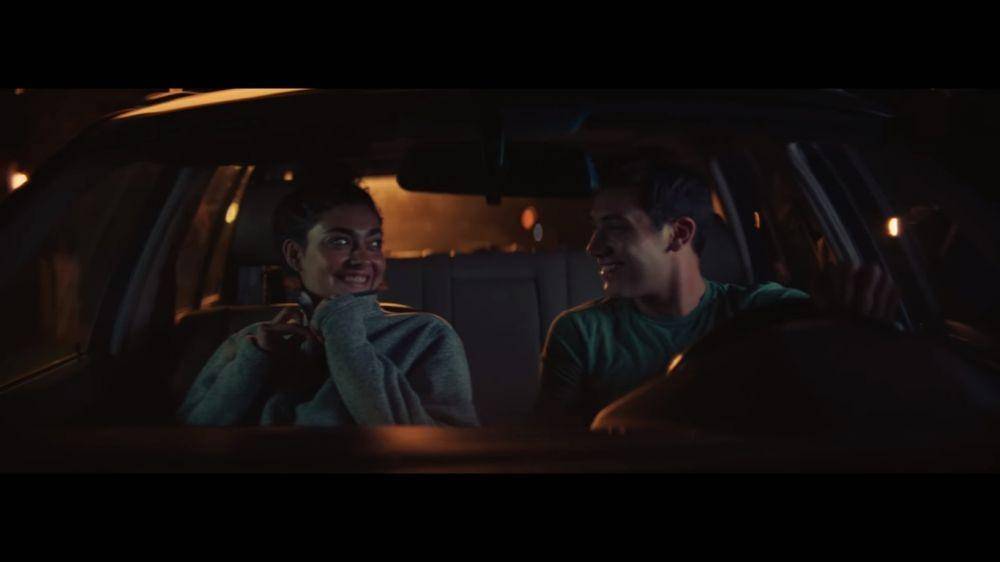 cuplikan MV Fall In Love Alone (YouTube.com/StaceyRyan)