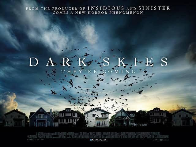 poster film Dark Skies (dok. Blumhouse Productions/Dark Skies)