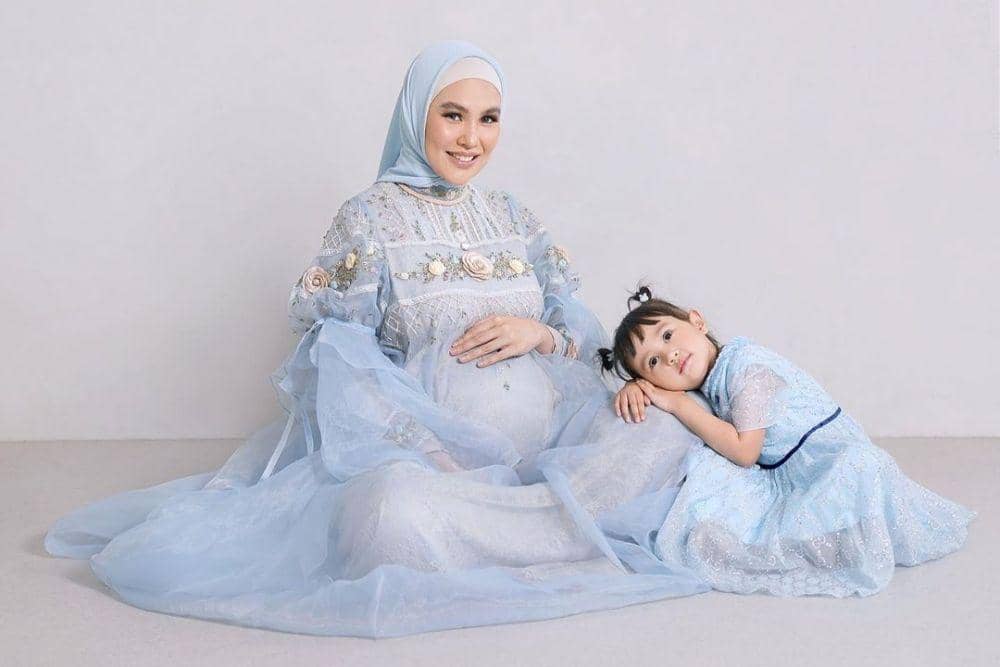 9 Foto Maternity Terakhir Kartika Putri Jelang Lahiran
