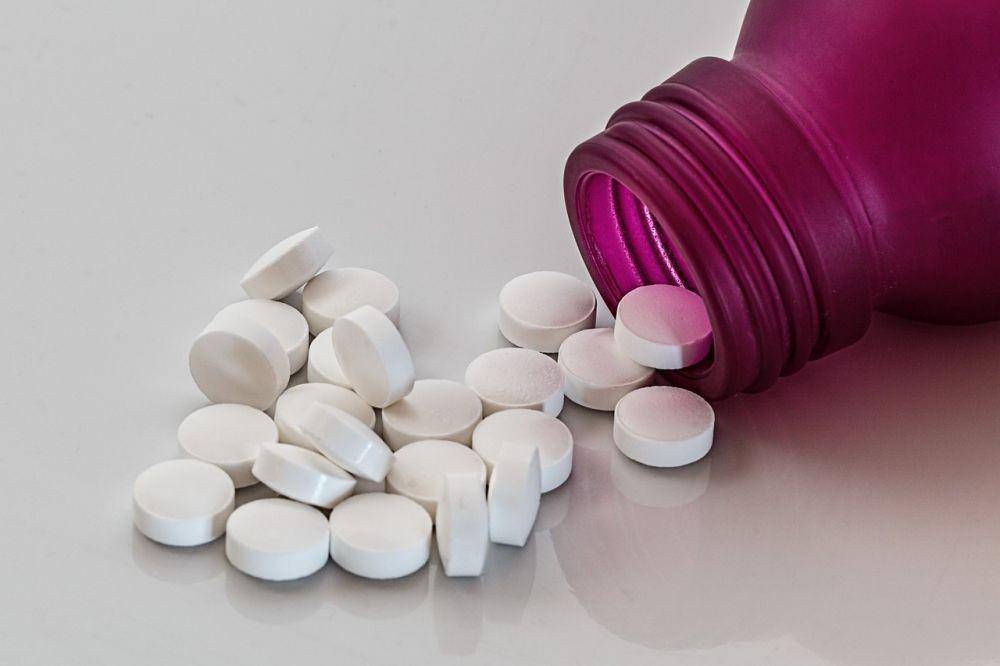 ilustrasi obat yang dapat memicu depresi (pixabay.com/Steve Buissinne)