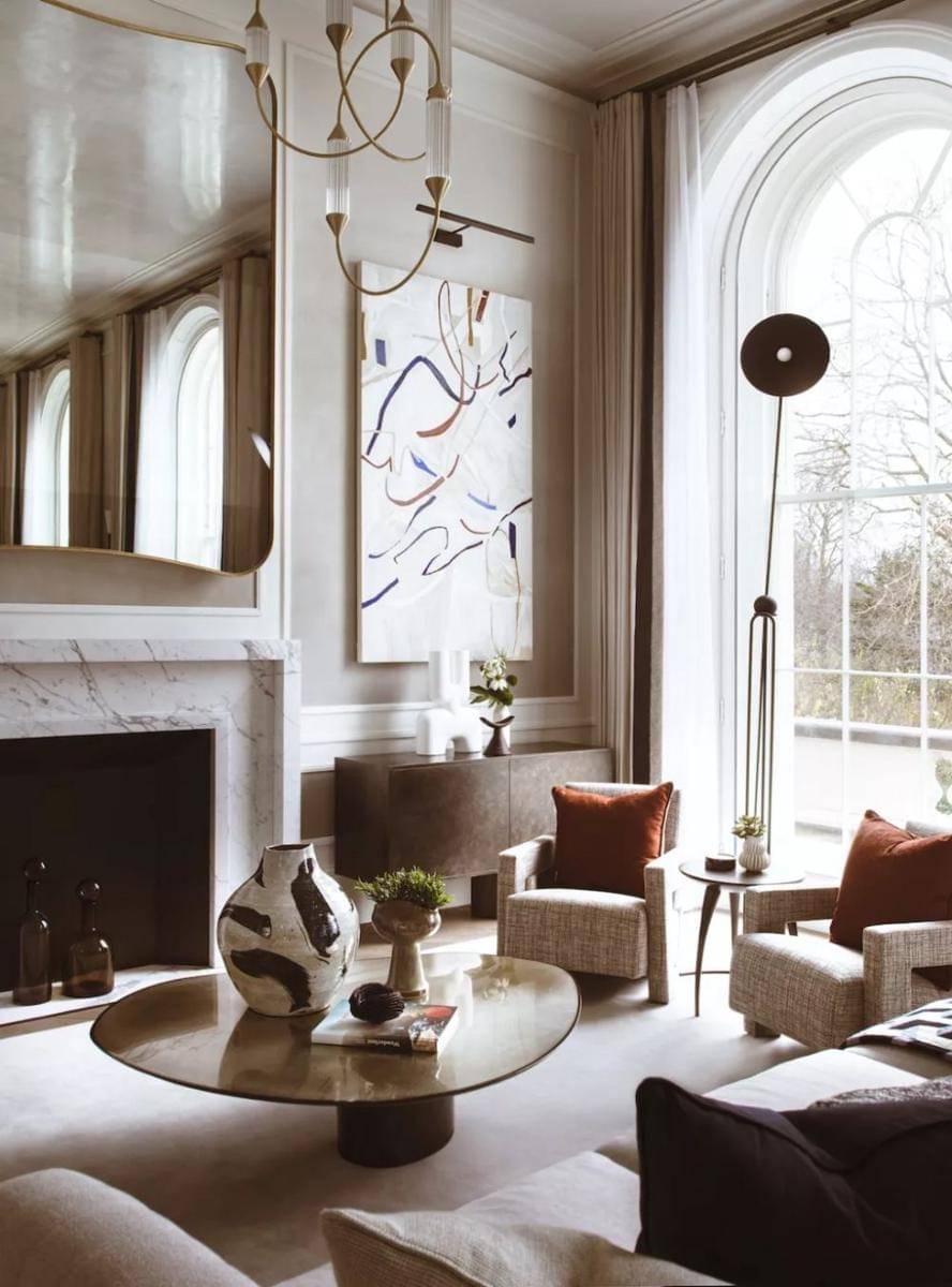 inspirasi ruang keluarga bernuansa warna netral beige (livingetc.com)