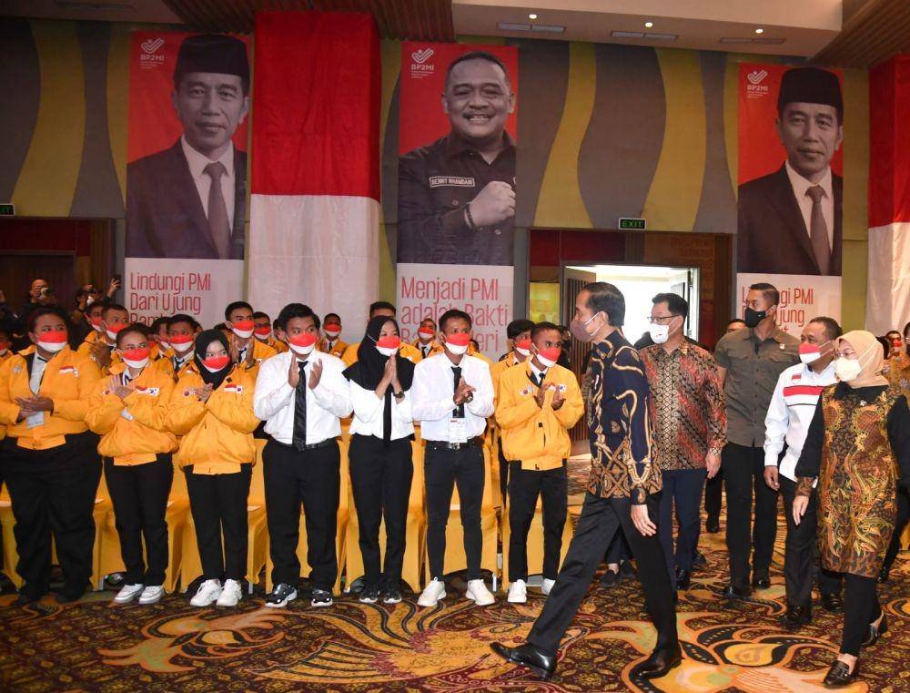 Presiden Jokowi lepas pekerja migran Indonesia dengan skema B to B (dok. Sekretariat Presiden)