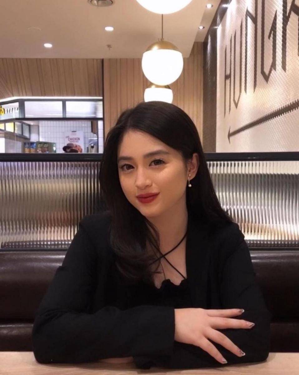 Eve Antoinette eks JKT48 (instagram.com/eveantoinettei)