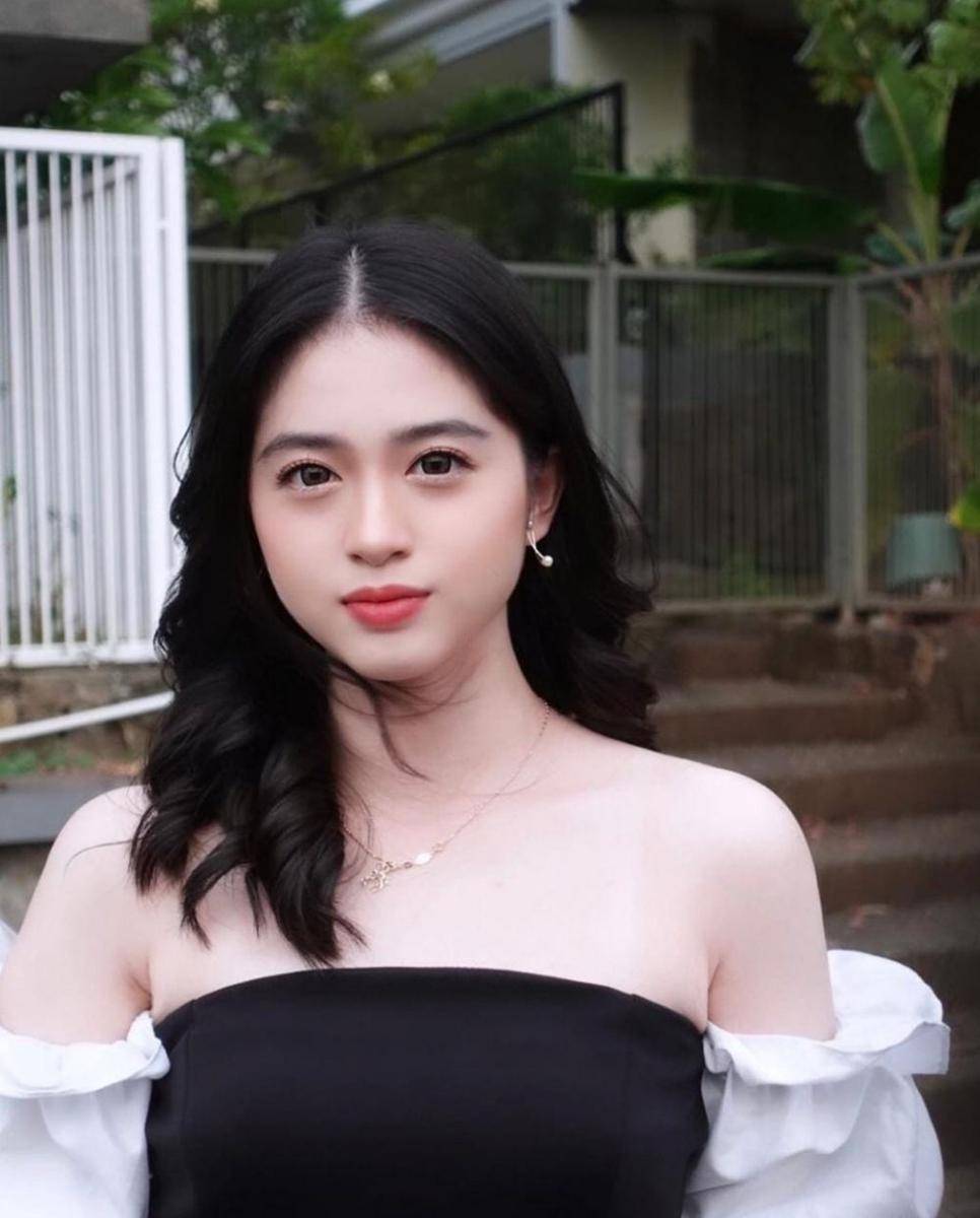 Eve Antoinette eks JKT48 (instagram.com/eveantoinettei)