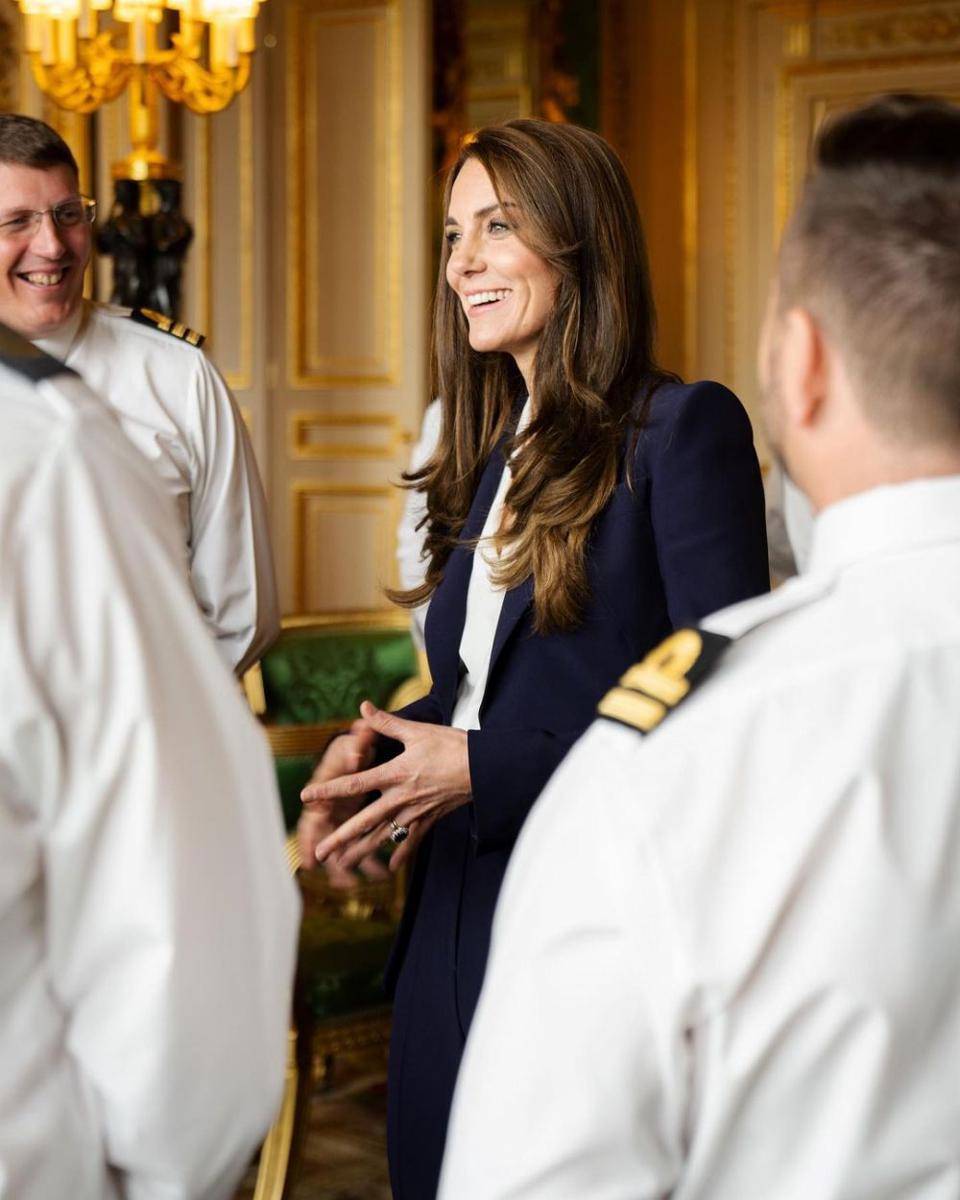 potret Kate Middleton saat bertugas (instagram.com/princeandprincessofwales)