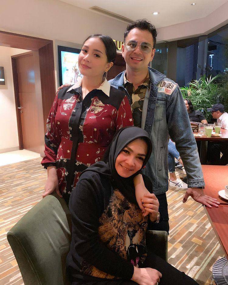 Raffi, Nagita, dan Rieta Amilia (instagram.com/rieta_amilia)