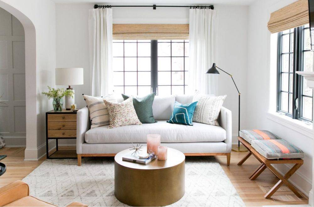 inspirasi dekorasi ruang keluarga modern (studio-mcgee.com)