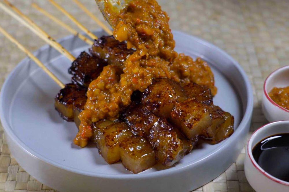 5 Resep Makanan yang Sangat Cocok Dinikmati dengan Sambal Kacang!