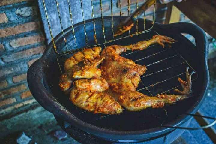 5 Rekomendasi Ayam Panggang di Sleman, Jos Gandos!
