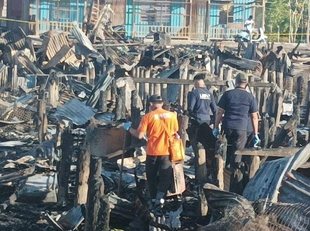 Suasana olah TKP oleh Puslabfor Polda Papua dan Inavis Polres Asmat, IDN Times/ Istimewa