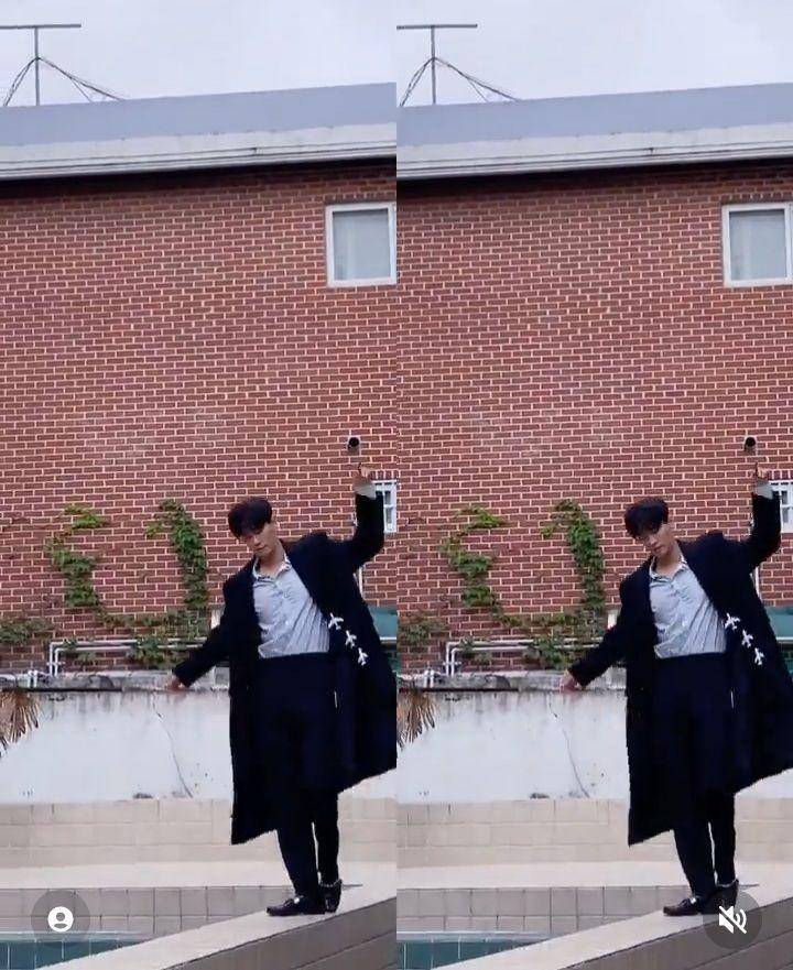 ootd Ju Ji Hoon (instagram.com/h_and_love)