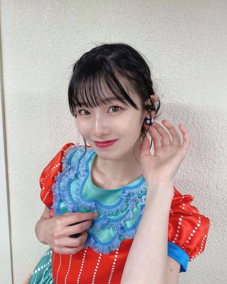 Asai Nanami (instagram.com/naamin48_)