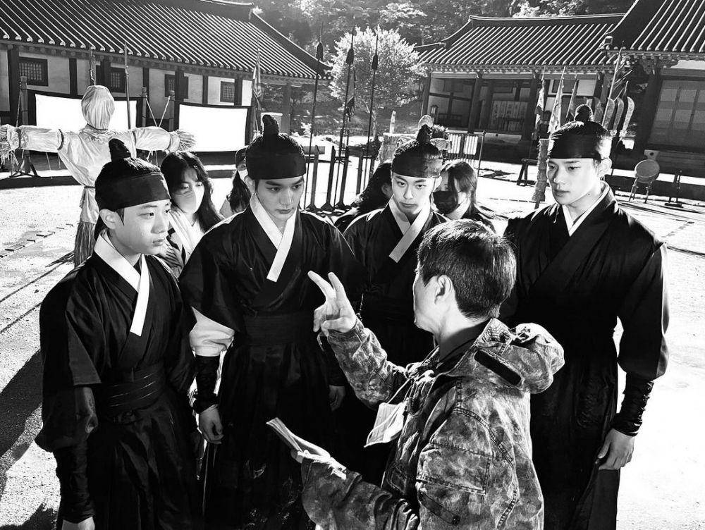 Di balik layar The Quenn's Umbrella (instagram.com/hs_kim_95)