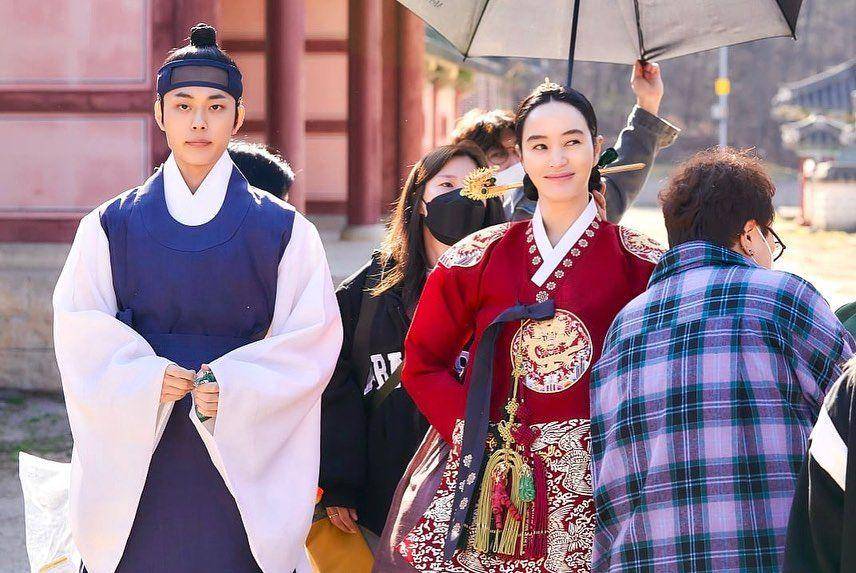 Di balik layar The Quenn's Umbrella (instagram.com/hs_kim_95)