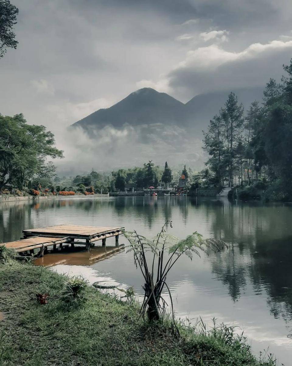 Telaga Bedakah (instagram.com/ariiajaa_)